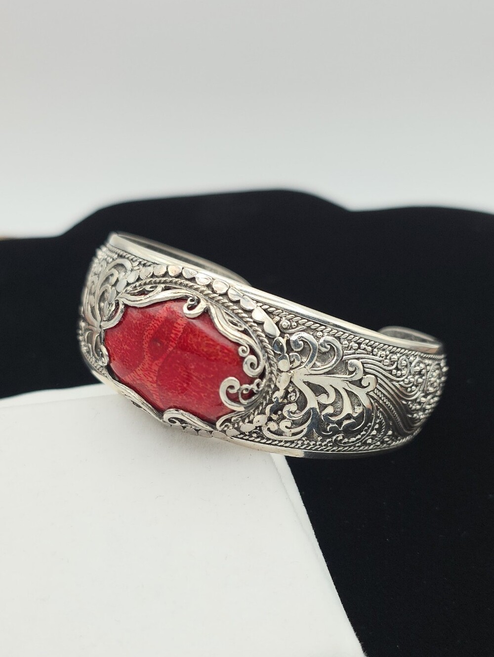 Sarda 925 Sterling Silver Red Sponge Coral Bali Cuff Bracelet Bold Statement - Picture 4 of 13